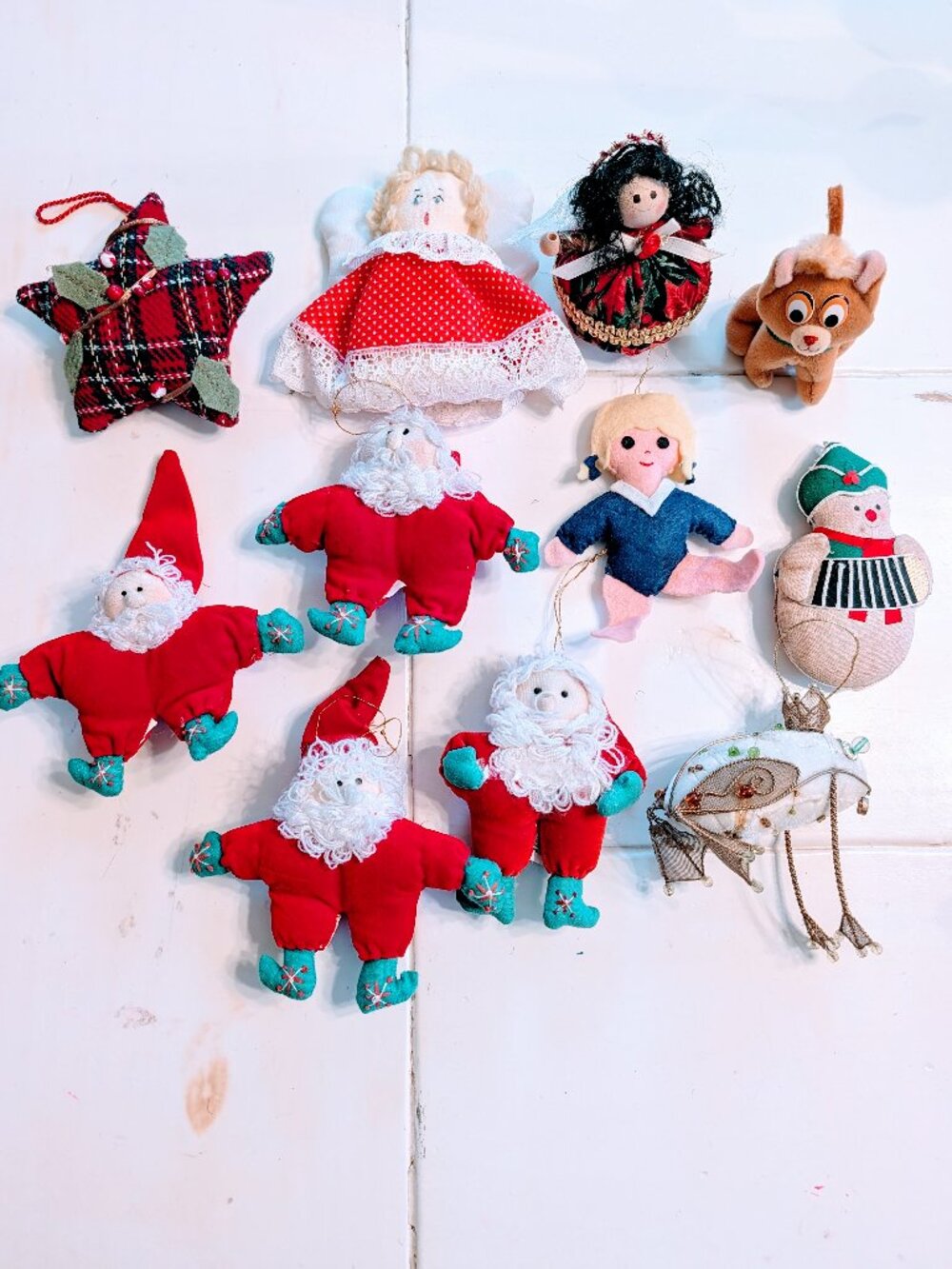 Lot of 11 VTG Christmas Stuffed Ornaments Fabric Santa Angel Snowman Disney 80s